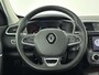 Renault Kadjar 1.3 TCe Intens Airco | Stoelverwarming | Apple Carplay | Android Auto | Cruise Control | Achteruitrijcamera | Bluetooth | Buitenspiegels Elektrisch Inklapbaar | Dakrails | Lederen Stuurwiel | Lichtmetalen Velgen | Multimedia | Navigatiesysteem | Parkeersensor Voor en Achter | Dodehoekdetectie