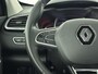 Renault Kadjar 1.3 TCe Intens Airco | Stoelverwarming | Apple Carplay | Android Auto | Cruise Control | Achteruitrijcamera | Bluetooth | Buitenspiegels Elektrisch Inklapbaar | Dakrails | Lederen Stuurwiel | Lichtmetalen Velgen | Multimedia | Navigatiesysteem | Parkeersensor Voor en Achter | Dodehoekdetectie