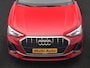 Audi Q3 45 TFSI e S Line PHEV 245pk Dealer O.H. | Trekhaak Af Fabriek | Camera | Blis | Stoelverwarming | Apple Carplay | Virtual Cockpit | Lane Assist | DAB | Cruise Control | 19"L.M | Plug In Hybrid |
