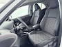 Toyota Yaris Cross 1.5 Hybrid 130 Executive | Trekhaak | Dodehoek detectie | Stoelverwarming | Head-up display | JBL | Apple Carplay / Android Auto | Parkeersensoren voor/achter | 18 inch