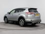 Toyota RAV4 2.5 Hybrid AWD Style | Trekhaak | Dodehoek detectie | Stoel-/stuurverwarming | Verwarmbare voorruit | 360 camera | LED | Keyless | Adaptive Cruise | Clima | 18 inch