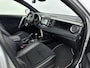 Toyota RAV4 2.5 Hybrid AWD Style | Trekhaak | Dodehoek detectie | Stoel-/stuurverwarming | Verwarmbare voorruit | 360 camera | LED | Keyless | Adaptive Cruise | Clima | 18 inch