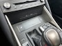 Lexus IS 300h Hybrid Business Line Pro | Schuifdak | Stoelverwarming | Parkeersensoren |