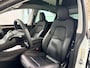 Tesla Model Y 351PK Long Range AWD 75 kWh Automaat | 1e eigenaar | Panoramadak | Basic Autopilot | 360 Camera | Stoelverwarming | Leder | Elektrische Achterklep | Elektrische Stoelen | Full LED |