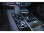 Volvo V60 T6 Recharge AWD Plus Dark - Panorama/schuifdak - IntelliSafe Assist & Surround - 360º Camera - Harman/Kardon audio - Verwarmde voorstoelen, stuur & achterbank - Parkeersensoren voor & achter - Elektr. bedienb. voorstoelen met geheugen - Head up display - Extra getint glas - 19' LMV