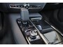 Volvo V60 T6 Recharge AWD Plus Dark - Panorama/schuifdak - IntelliSafe Assist & Surround - 360º Camera - Harman/Kardon audio - Verwarmde voorstoelen, stuur & achterbank - Parkeersensoren voor & achter - Elektr. bedienb. voorstoelen met geheugen - Head up display - Extra getint glas - 19' LMV