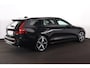 Volvo V60 T6 Recharge AWD Plus Dark - Panorama/schuifdak - IntelliSafe Assist & Surround - 360º Camera - Harman/Kardon audio - Verwarmde voorstoelen, stuur & achterbank - Parkeersensoren voor & achter - Elektr. bedienb. voorstoelen met geheugen - Head up display - Extra getint glas - 19' LMV