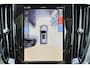 Volvo V60 T6 Recharge AWD Plus Dark - Panorama/schuifdak - IntelliSafe Assist & Surround - 360º Camera - Harman/Kardon audio - Verwarmde voorstoelen, stuur & achterbank - Parkeersensoren voor & achter - Elektr. bedienb. voorstoelen met geheugen - Head up display - Extra getint glas - 19' LMV