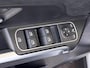 Mercedes-Benz GLB 180 Business Solution AMG / Panoramadak/ Night/ Sfeerverlichting/ 19 inch