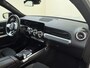 Mercedes-Benz GLB 180 Business Solution AMG / Panoramadak/ Night/ Sfeerverlichting/ 19 inch