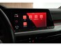 Volkswagen Golf 1.5 eTSI 150pk DSG Life Panoramadak HUD Camera Navigatie Keyless