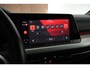 Volkswagen Golf 1.5 eTSI 150pk DSG Life Panoramadak HUD Camera Navigatie Keyless