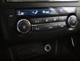 Renault Kadjar 1.2 TCe Limited 130PK AUTO | Navigatie | App connect | Keyless | Parkeersensoren voor/achter | LED | Climate control | 17"LMV