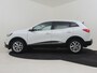 Renault Kadjar 1.2 TCe Limited 130PK AUTO | Navigatie | App connect | Keyless | Parkeersensoren voor/achter | LED | Climate control | 17"LMV