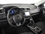 Renault Kadjar 1.2 TCe Limited 130PK AUTO | Navigatie | App connect | Keyless | Parkeersensoren voor/achter | LED | Climate control | 17"LMV