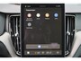 Volvo XC60 T8 Recharge AWD Ultra Black Edition Exec - Luchtvering - Panorama/schuifdak - IntelliSafe Assist & Surround - 360º Camera - Bowers & Wilkins audio - Adaptieve LED koplampen - Verwarmde voorstoelen, stuur & achterbank - Parkeersensoren voor & achter - Elektr. bedienb. voorstoelen met geheugen - Head up display - Draadloze tel. lader - Extra getint glas - 21' LMV