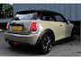 MINI Cooper 3-Deurs 1.5 Chili | Xenon | Carplay | Navi | Sportstoelen | PDC | Lichtmetalen velgen