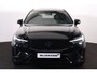 Volvo XC60 T8 Recharge AWD Ultra Black Edition Exec - Luchtvering - Panorama/schuifdak - IntelliSafe Assist & Surround - 360º Camera - Bowers & Wilkins audio - Adaptieve LED koplampen - Verwarmde voorstoelen, stuur & achterbank - Parkeersensoren voor & achter - Elektr. bedienb. voorstoelen met geheugen - Head up display - Draadloze tel. lader - Extra getint glas - 21' LMV