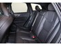 Volvo XC60 T8 Recharge AWD Ultra Black Edition Exec - Luchtvering - Panorama/schuifdak - IntelliSafe Assist & Surround - 360º Camera - Bowers & Wilkins audio - Adaptieve LED koplampen - Verwarmde voorstoelen, stuur & achterbank - Parkeersensoren voor & achter - Elektr. bedienb. voorstoelen met geheugen - Head up display - Draadloze tel. lader - Extra getint glas - 21' LMV