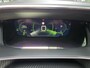 Peugeot 2008 1.2 PureTech 130PK Allure AUTOMAAT | Trekhaak | Navigatie | Climate Control | Cruise Control | Parkeersensoren + Camera