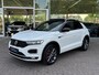 Volkswagen T-Roc 1.5 TSI 150pk 7-DSG T-Roc Sport R-Line|Panodak|Dode hoek| Trekhaak| Rijklaarprijs incl garantie