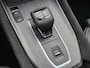 Nissan Qashqai 1.3 MHEV Xtronic Tekna Plus / Fabrieksgarantie tot 10-2028 / Panoramadak / All season banden / Trekgewicht 1800 kg / Head Up Display / Bose Audio Systeem / Elektrische achterklep / Stuur- Stoel & Voorruit verwarming / Rondomzicht camera / Adaptief cruise control /