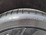 Nissan Qashqai 1.3 MHEV Xtronic Tekna Plus / Fabrieksgarantie tot 10-2028 / Panoramadak / All season banden / Trekgewicht 1800 kg / Head Up Display / Bose Audio Systeem / Elektrische achterklep / Stuur- Stoel & Voorruit verwarming / Rondomzicht camera / Adaptief cruise control /