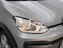 Volkswagen Up! 1.0 CROSS UP! 75 PK | Automaat | Stoelverwarming | Climatronic (Automatische Airco) | All Season Banden | Lichtmetalen Velgen | Parkeersensoren | Camera