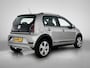 Volkswagen Up! 1.0 CROSS UP! 75 PK | Automaat | Stoelverwarming | Climatronic (Automatische Airco) | All Season Banden | Lichtmetalen Velgen | Parkeersensoren | Camera