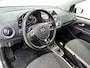 Volkswagen Up! 1.0 CROSS UP! 75 PK | Automaat | Stoelverwarming | Climatronic (Automatische Airco) | All Season Banden | Lichtmetalen Velgen | Parkeersensoren | Camera