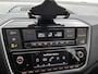 Volkswagen Up! 1.0 CROSS UP! 75 PK | Automaat | Stoelverwarming | Climatronic (Automatische Airco) | All Season Banden | Lichtmetalen Velgen | Parkeersensoren | Camera