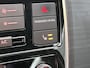 Volkswagen Up! 1.0 CROSS UP! 75 PK | Automaat | Stoelverwarming | Climatronic (Automatische Airco) | All Season Banden | Lichtmetalen Velgen | Parkeersensoren | Camera