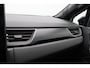 Mitsubishi Grandis 1.8 HEV Instyle | Panoramadak | Stoel, Stuur en voorruitverwarming | Lederen bekleding | Elektrische achterklep | Ronomzicht camera | Elektrisch verstelbarre best. stoel |