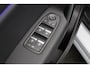 Mitsubishi Grandis 1.8 HEV Instyle | Panoramadak | Stoel, Stuur en voorruitverwarming | Lederen bekleding | Elektrische achterklep | Ronomzicht camera | Elektrisch verstelbarre best. stoel |