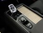Volvo XC90 2.0 T8 Plug-in hybrid AWD Plus Bright Panoramadak, Head-up display, Harman/Kardon, 360 Camera, Elektrische trekhaak, Memory stoelen, Navi, Elektrische achterklep, 1 jaar garantie