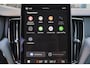 Volvo XC60 T6 Recharge AWD Plus Black Edition - Panorama/schuifdak - IntelliSafe Assist & Surround - Harman/Kardon audio - 360º Camera - Verwarmde voorstoelen, stuur & achterbank - Parkeersensoren voor & achter - Elektr. bedienb. voorstoelen met geheugen - Head up display - Draadloze tel. lader - Extra getint glas - 21' LMV