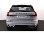 Volvo XC60 T6 Recharge AWD Plus Black Edition - Panorama/schuifdak - IntelliSafe Assist & Surround - Harman/Kardon audio - 360º Camera - Verwarmde voorstoelen, stuur & achterbank - Parkeersensoren voor & achter - Elektr. bedienb. voorstoelen met geheugen - Head up display - Draadloze tel. lader - Extra getint glas - 21' LMV