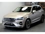 Volvo XC60 2.0 T8 AWD 335kW/456pk Aut8 Recharge Ultra Bright Executive LUCHTVERING + BOWERS&WILKINS + EL.TREKHAAK + PANORAMADAK + BLIS + HEAD-UP + PILOT ASSIST + STOELVERWARMING/-VENTILATIE/-MASSAGE + ADAPT.CRUISE + 360 CAMERA + STUURVERWARMING + 21" LM-VELGEN!