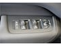 Volvo XC60 2.0 T8 AWD 335kW/456pk Aut8 Recharge Ultra Bright Executive LUCHTVERING + BOWERS&WILKINS + EL.TREKHAAK + PANORAMADAK + BLIS + HEAD-UP + PILOT ASSIST + STOELVERWARMING/-VENTILATIE/-MASSAGE + ADAPT.CRUISE + 360 CAMERA + STUURVERWARMING + 21" LM-VELGEN!
