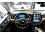 Volvo XC60 2.0 T8 AWD 335kW/456pk Aut8 Recharge Ultra Bright Executive LUCHTVERING + BOWERS&WILKINS + EL.TREKHAAK + PANORAMADAK + BLIS + HEAD-UP + PILOT ASSIST + STOELVERWARMING/-VENTILATIE/-MASSAGE + ADAPT.CRUISE + 360 CAMERA + STUURVERWARMING + 21" LM-VELGEN!