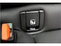 Volvo XC60 2.0 T8 AWD 335kW/456pk Aut8 Recharge Ultra Bright Executive LUCHTVERING + BOWERS&WILKINS + EL.TREKHAAK + PANORAMADAK + BLIS + HEAD-UP + PILOT ASSIST + STOELVERWARMING/-VENTILATIE/-MASSAGE + ADAPT.CRUISE + 360 CAMERA + STUURVERWARMING + 21" LM-VELGEN!