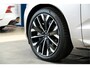 Volvo XC60 2.0 T8 AWD 335kW/456pk Aut8 Recharge Ultra Bright Executive LUCHTVERING + BOWERS&WILKINS + EL.TREKHAAK + PANORAMADAK + BLIS + HEAD-UP + PILOT ASSIST + STOELVERWARMING/-VENTILATIE/-MASSAGE + ADAPT.CRUISE + 360 CAMERA + STUURVERWARMING + 21" LM-VELGEN!