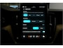 Volvo XC60 2.0 T8 AWD 335kW/456pk Aut8 Recharge Ultra Bright Executive LUCHTVERING + BOWERS&WILKINS + EL.TREKHAAK + PANORAMADAK + BLIS + HEAD-UP + PILOT ASSIST + STOELVERWARMING/-VENTILATIE/-MASSAGE + ADAPT.CRUISE + 360 CAMERA + STUURVERWARMING + 21" LM-VELGEN!