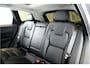 Volvo XC60 2.0 T8 AWD 335kW/456pk Aut8 Recharge Ultra Bright Executive LUCHTVERING + BOWERS&WILKINS + EL.TREKHAAK + PANORAMADAK + BLIS + HEAD-UP + PILOT ASSIST + STOELVERWARMING/-VENTILATIE/-MASSAGE + ADAPT.CRUISE + 360 CAMERA + STUURVERWARMING + 21" LM-VELGEN!