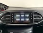 Peugeot 308 1.2 PureTech Blue Lease Executive. Pano+Trekhaak!