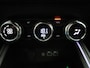 Renault Clio 1.6 E-Tech Full Hybrid 145 esprit Alpine | Pack Winter | Adaptieve Cruise Control | Blind Spot Warning | Camera | PDC Voor + Achter | Keyless | 9,3" Full-Map Navigatie i.c.m. 10" Digitaal Instrumentenpaneel | 17" LMV 'La Fleche' | Sportstoelen | Draadloze Apple Carplay & Android Auto