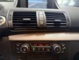 BMW 1-Serie 118i EffDyn. Ed. Business Line Ultimate Edition // Leer