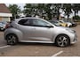 Toyota Yaris 1.5 HYBRID 115 STYLE PARK-SENSOREN BLIND-SPOT LM-VELGEN PRIVACY-GLASS LED-PAKKET AD-CRUISE APPLE/ANDROID