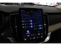 Volvo XC90 T8 Plug-in hybrid AWD Ultra Dark | Luchtvering | Panoramadak | Trekhaak | Head up display | Premium audio by Bowers&Wilkins | 360 graden camera | Verwarmbare voorstoelen met massagefunctie en ventilatie