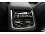 Volvo XC90 T8 Plug-in hybrid AWD Ultra Dark | Luchtvering | Panoramadak | Trekhaak | Head up display | Premium audio by Bowers&Wilkins | 360 graden camera | Verwarmbare voorstoelen met massagefunctie en ventilatie